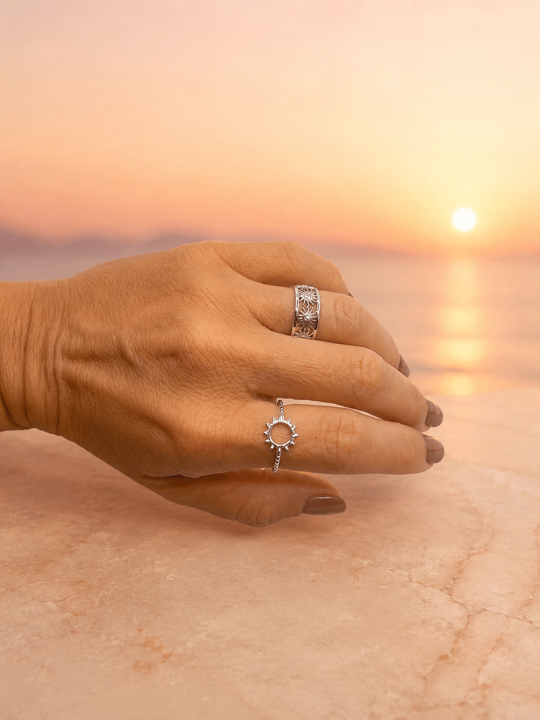 Anillo sol de plata de ley - imagen adicional - Joyería Zafir