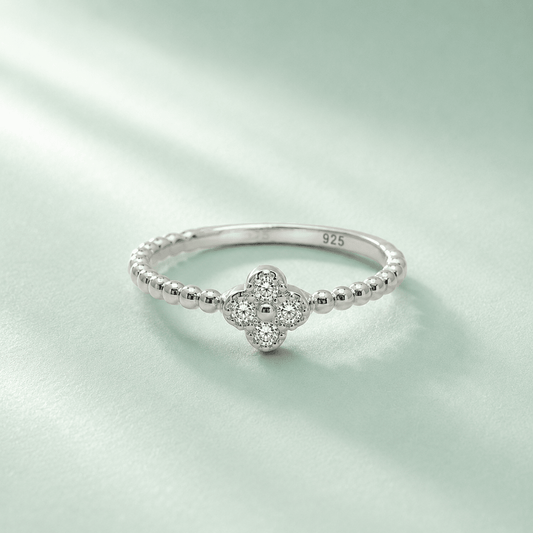 Anillo florecita de plata de ley - Joyería Zafir