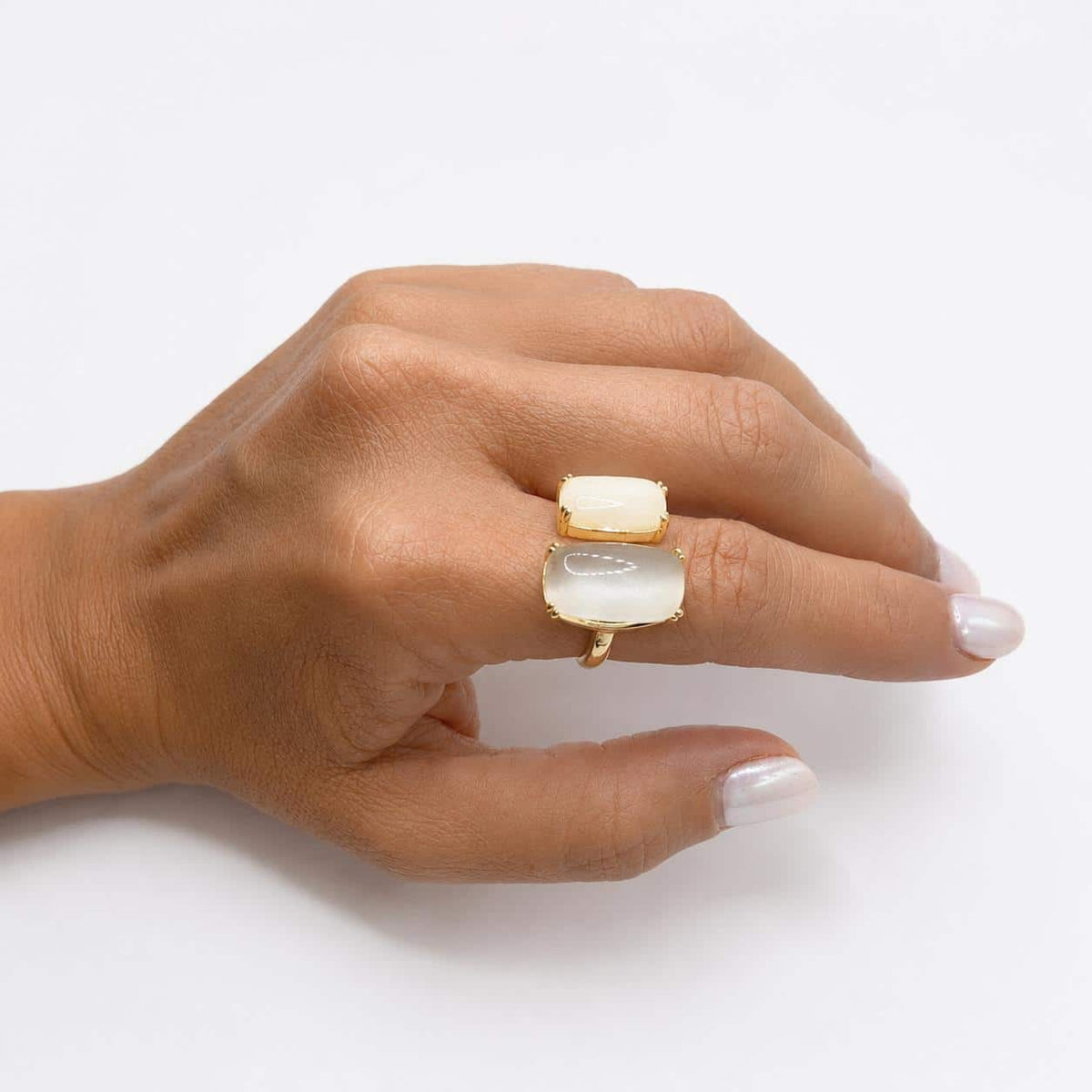 Anillo ojo de gato con baño de oro de 14 quilates - imagen adicional - Joyería Zafir