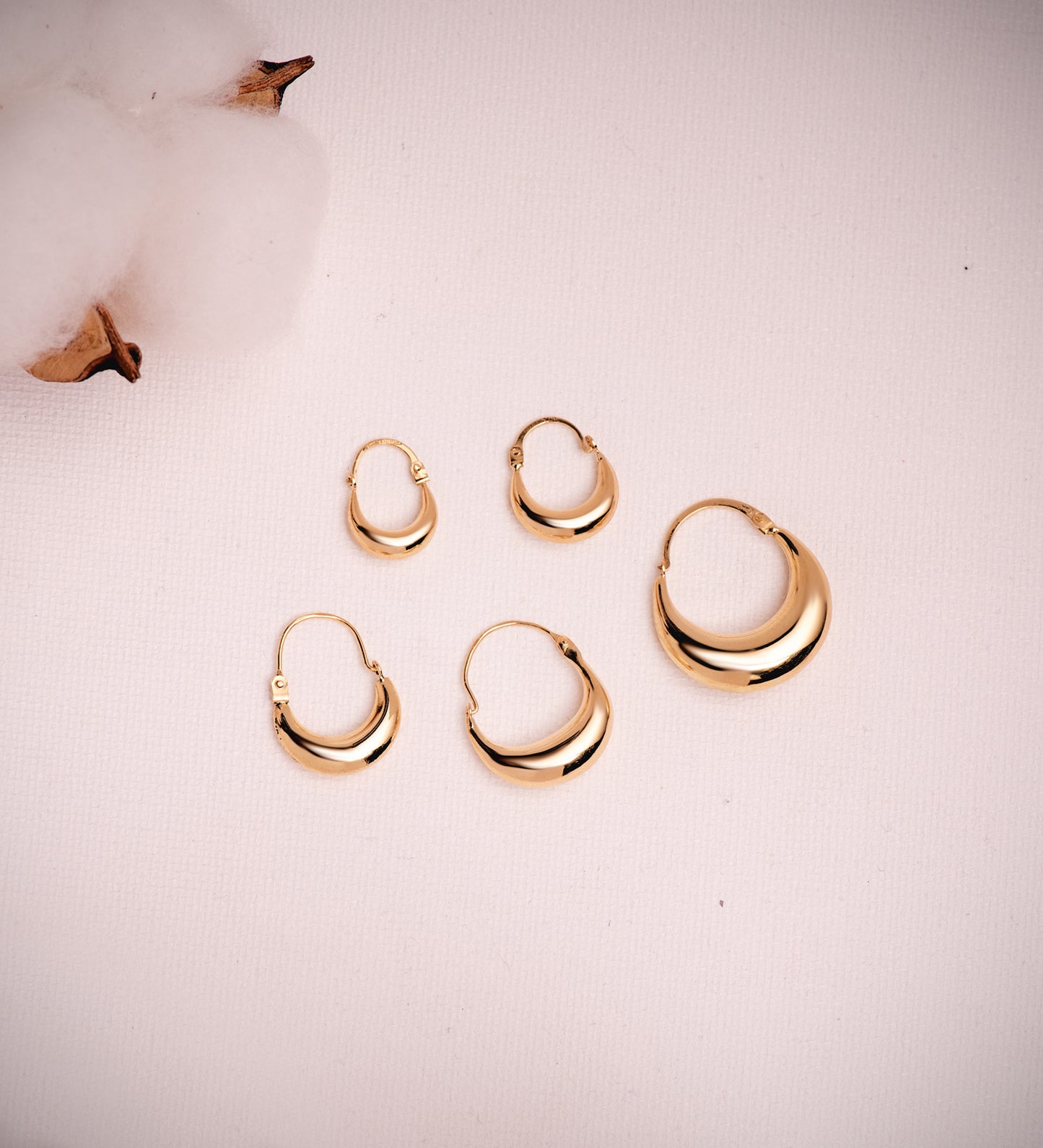 18K PENDIENTES AROS ORO AMARILLO MORCILLA HUECOS. MEDIDA: 17X13MM CIERRE GANCHO. GROSOR: 4 MM