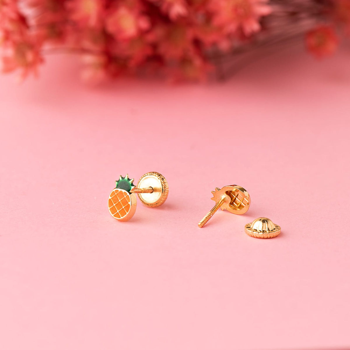 Pendientes Piña Esmalte Naranja 6,5 x 4 mm. Cierre Tuerca de oro amarillo 18K