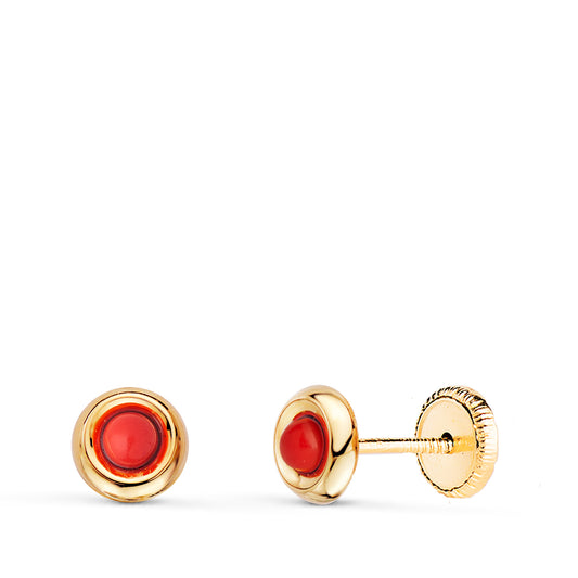 Pendientes Redondos con Coral de 2 mm. Ancho: 5 mm. Cierre Tuerca de oro amarillo 18K