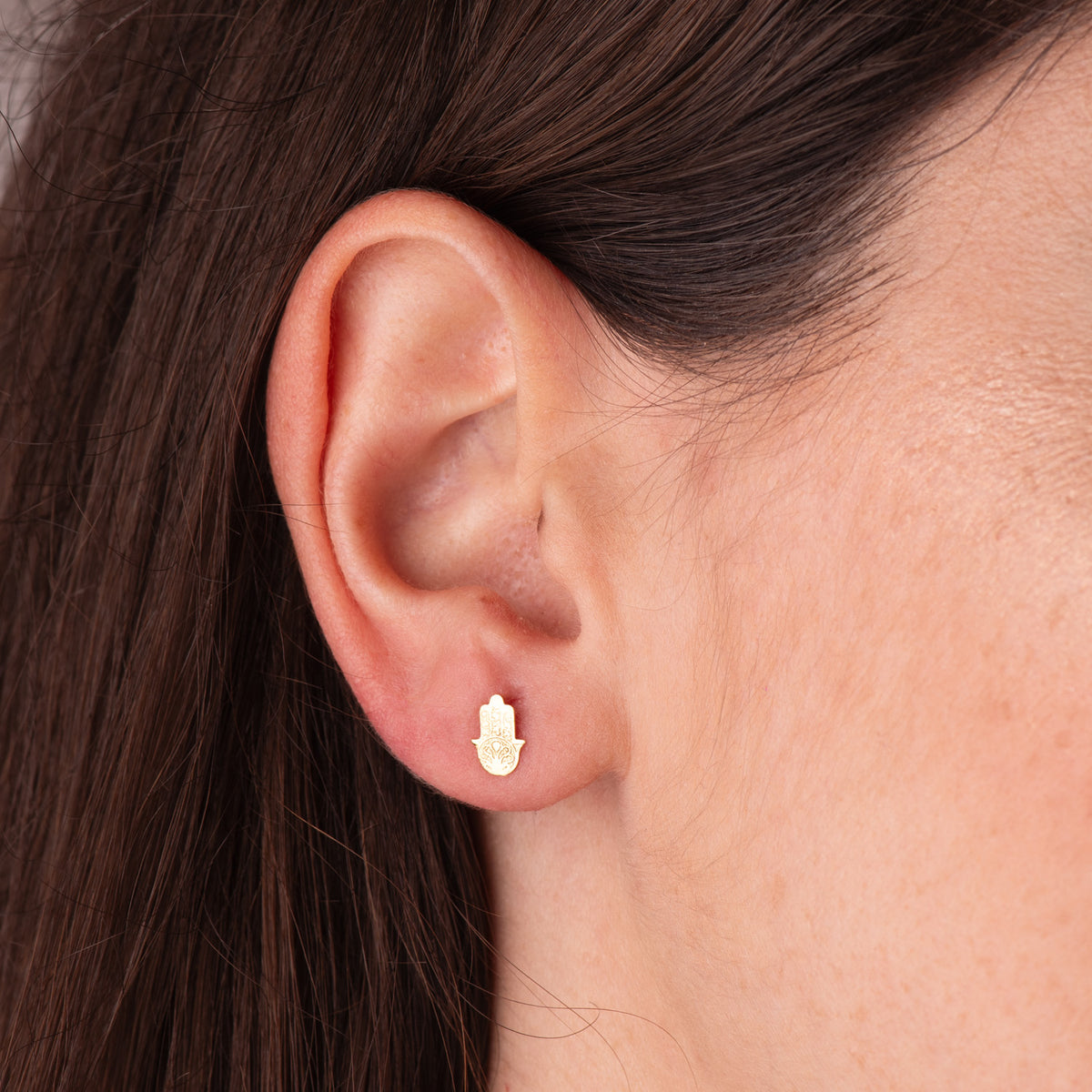 Pendientes Mano de Fatima Relieve 7 x 5 mm. de oro amarillo 18K