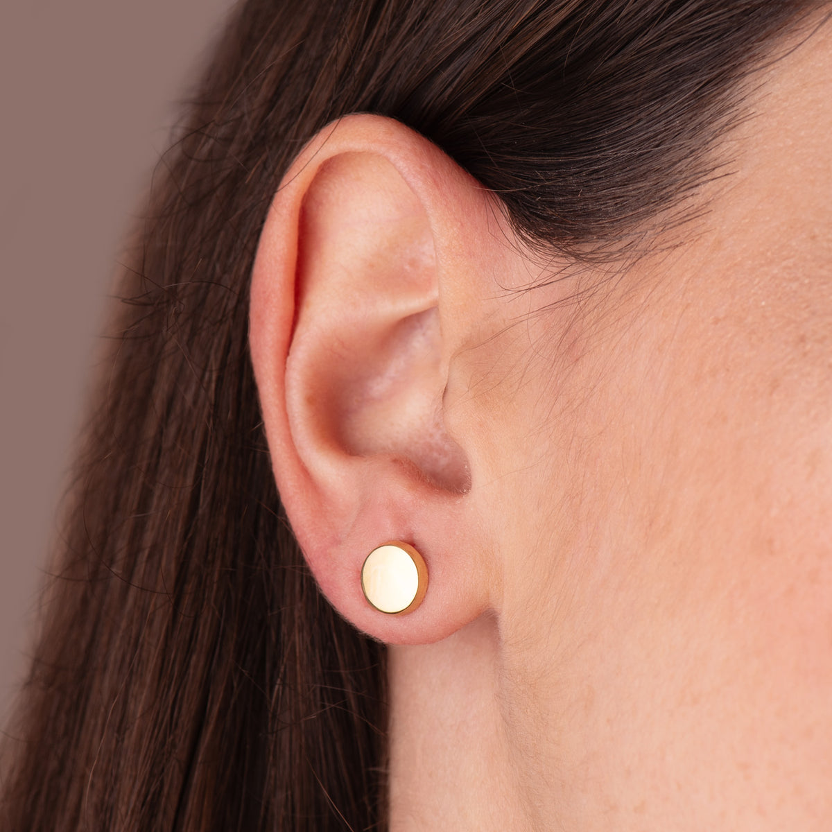 Pendientes Redondos Brillo 8 mm. de oro amarillo 18K
