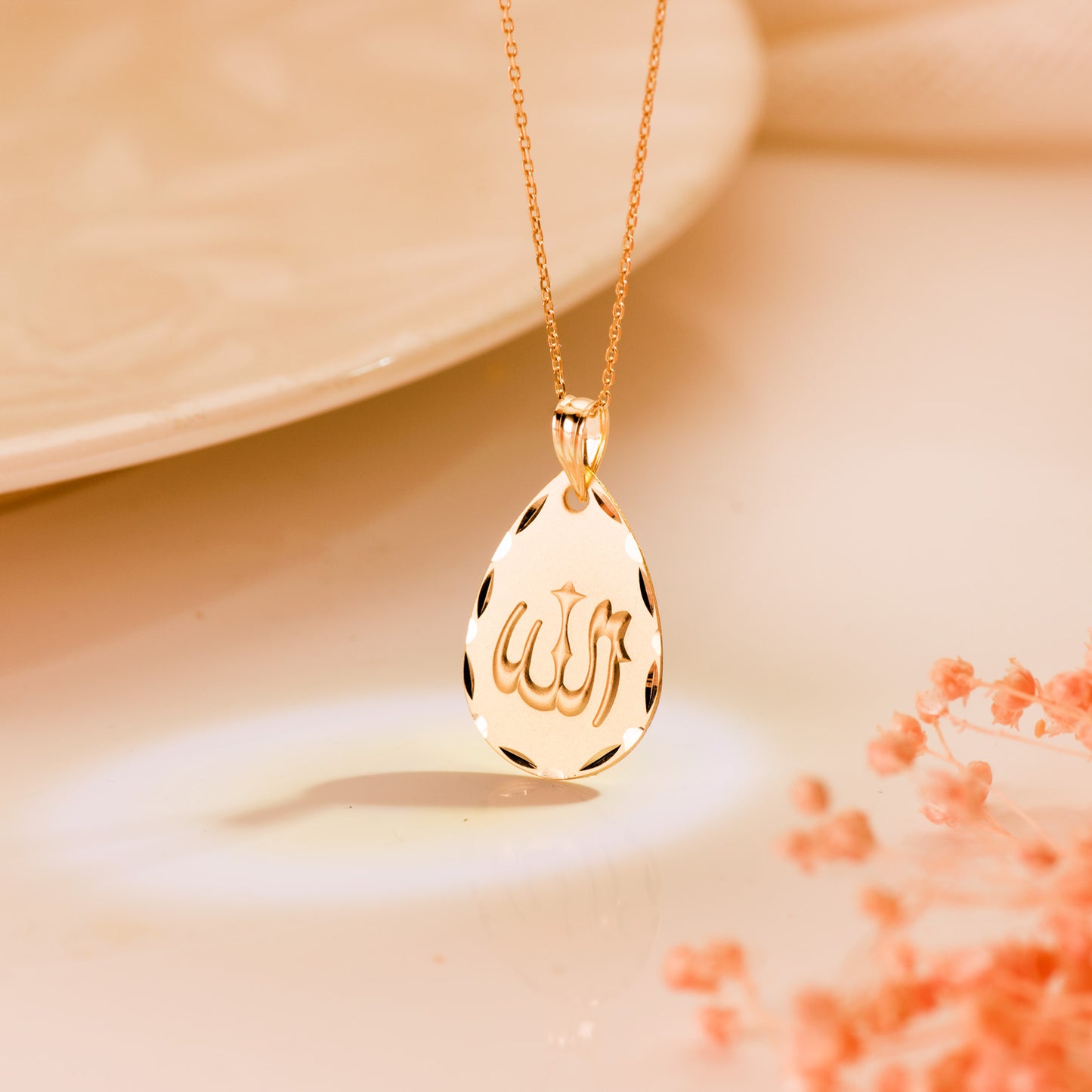 18K MEDALLA ORO AMARILLO ALA ES GRANDE OVAL TALLADA Y MATIZADA 22X14 MM