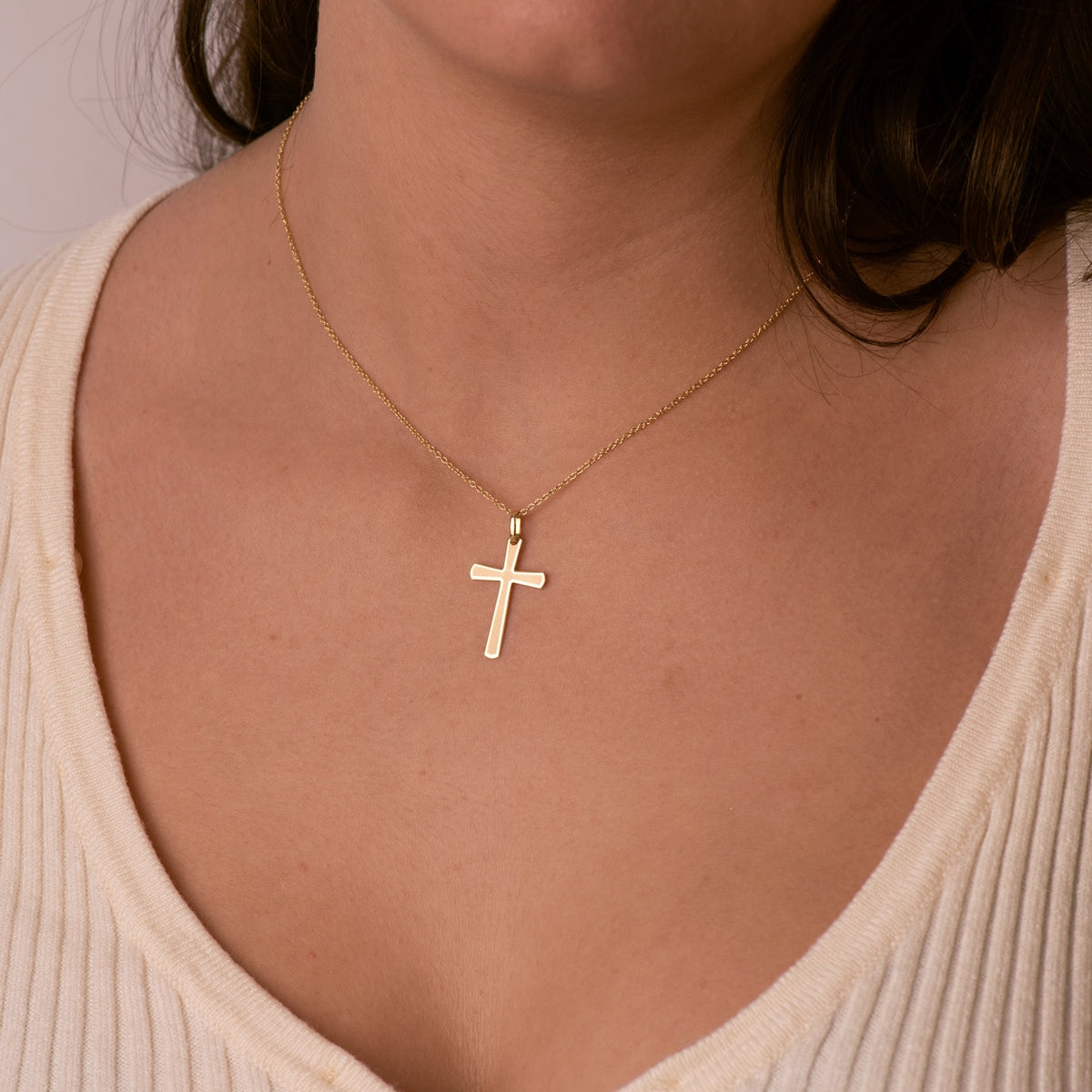 Cruz Brillo y Mate sin Cristo 25 x 16 mm de oro amarillo 18K