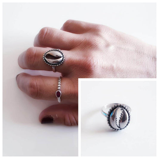 Anillo concha de mar de plata de ley